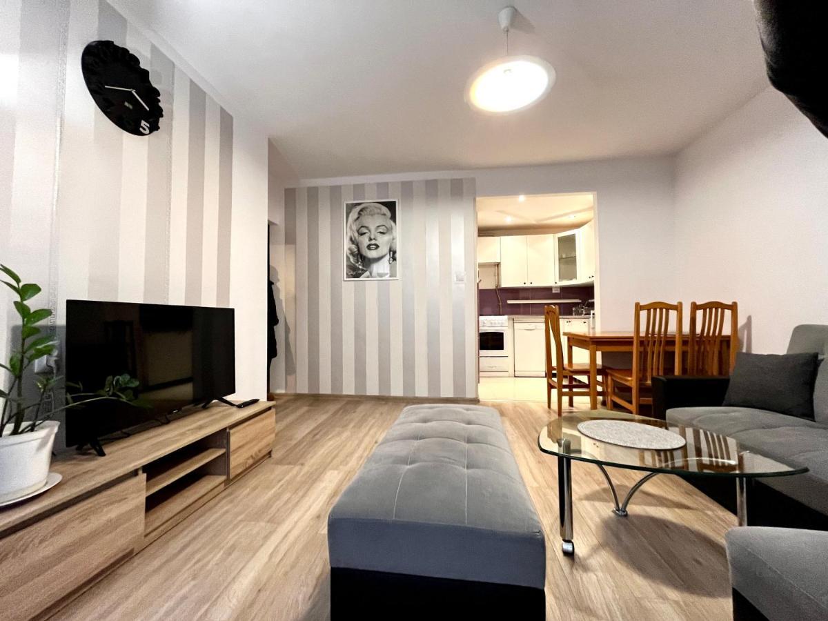 Charmig Apartment Krakow Luaran gambar
